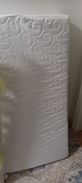 Продам детскую кроватку