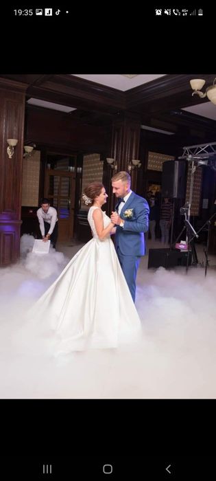 Rochie mireasa marimea xs -s