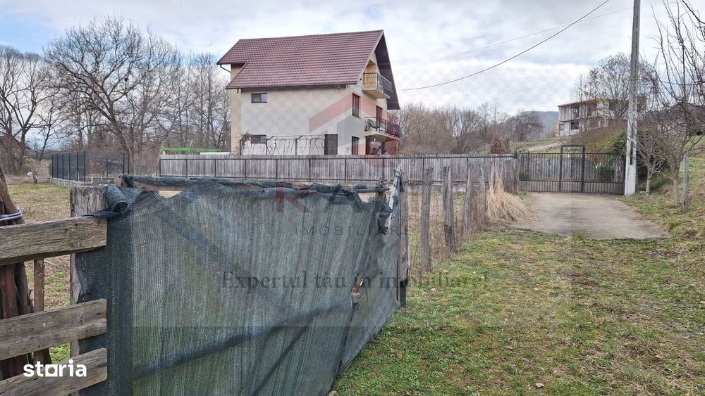 Teren intravilan de vânzare 650 mp Curtea de Argeș Central