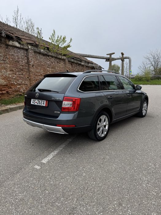 Skoda Octavia Scout 2.0 DSG 4X4