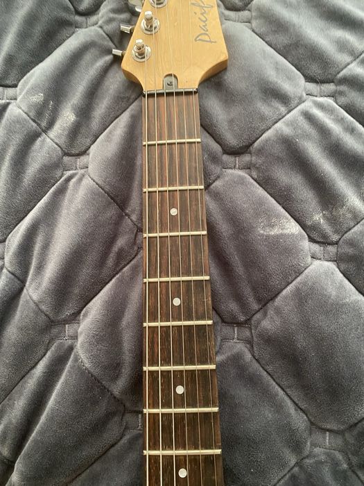 электрогитара Yamaha pac112j