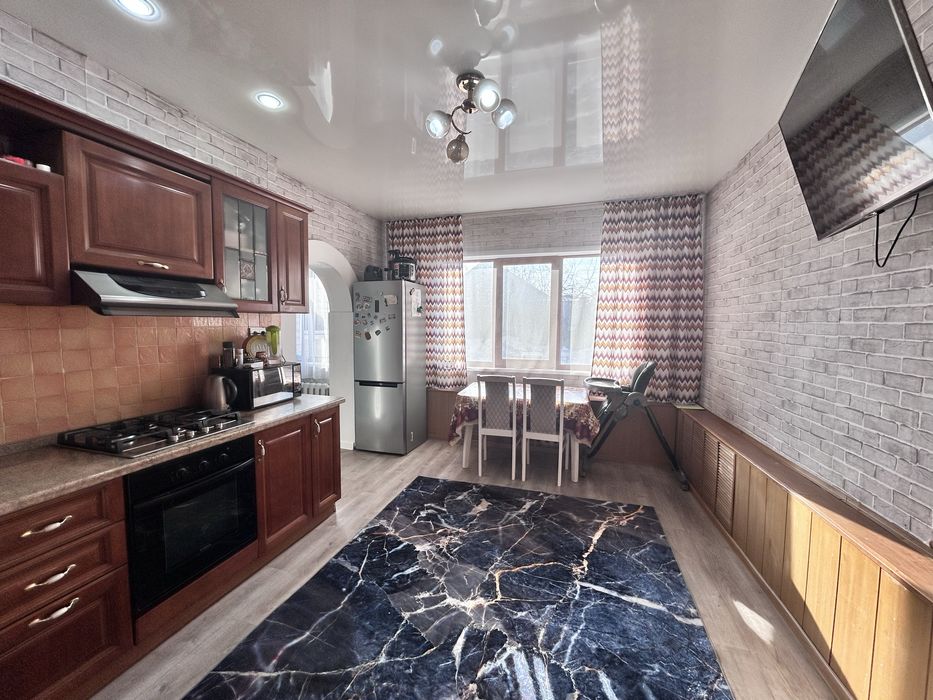 Продам дом в центре города!