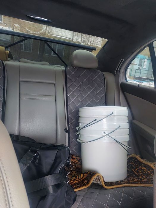 Продам СРОЧНО мерседес 200Е