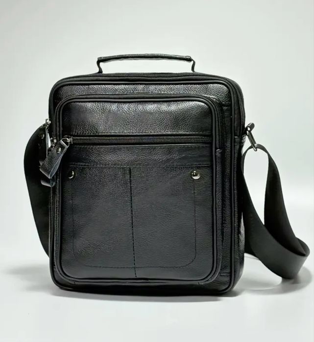 Мъжки елегантни кросбоди чанти с два размера /Черна естествена кожа!