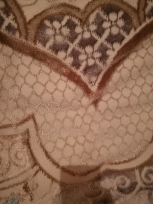 Ковер. Продам. Размер 2 на 3 метра.