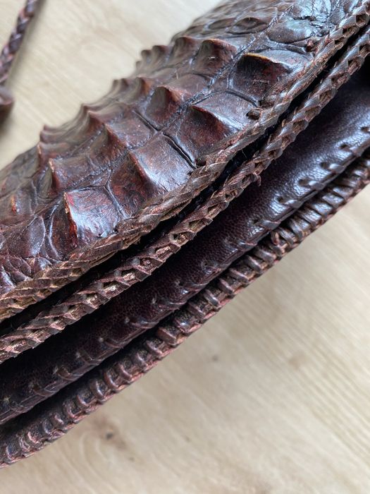 Сумка из крокодиловой кожи