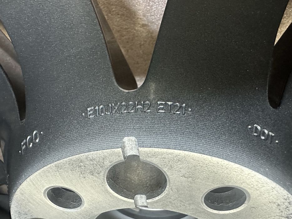 Jante Originale Audi Q8, SQ8 , pe 22 cu anvelope Vara !