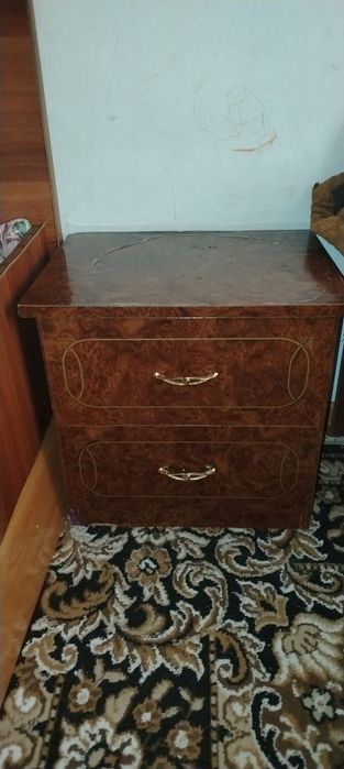 Спальный гарнитур