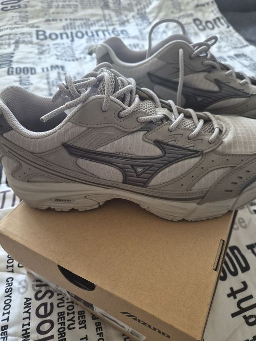 Маратонки Mizuno 42N