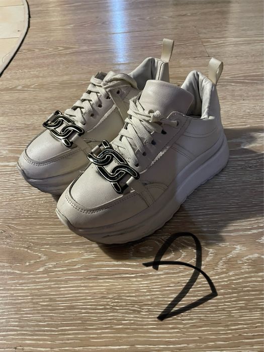 Обувь , б/у , цена договорна