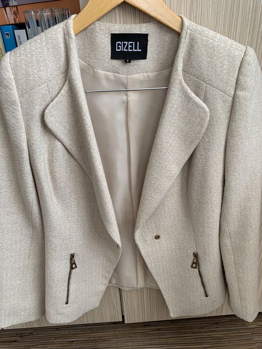 Sacouri - bej / negru 36