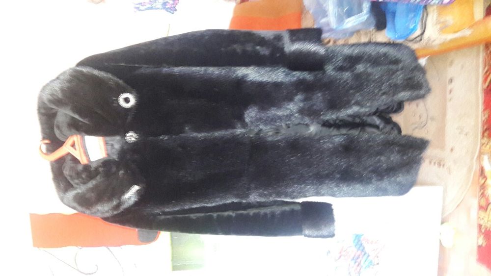 Продам шубу мутон