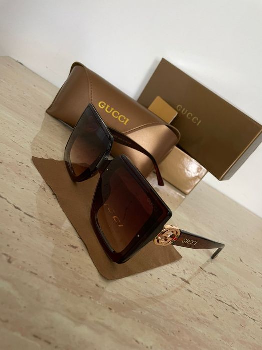 Ochelari de soare Gucci