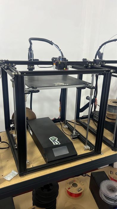 Imprimante creality de vanzare ender 5 plus, eder 3 ,2 Cr5 pro, Cr 10