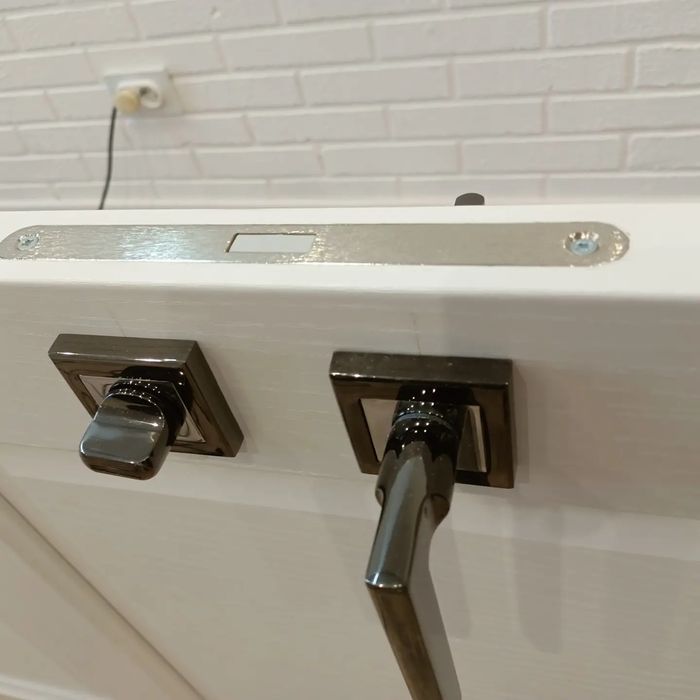 Установка межкомнатной двери