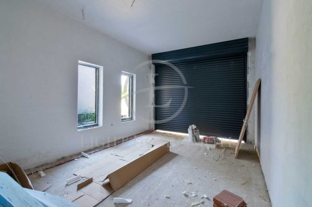 Реф. 2741 Уникална двуетажна къща с двор гараж и паркомясто Беломорски