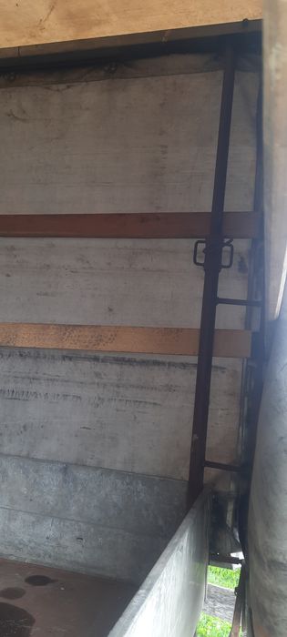 Продавам брезент с щора