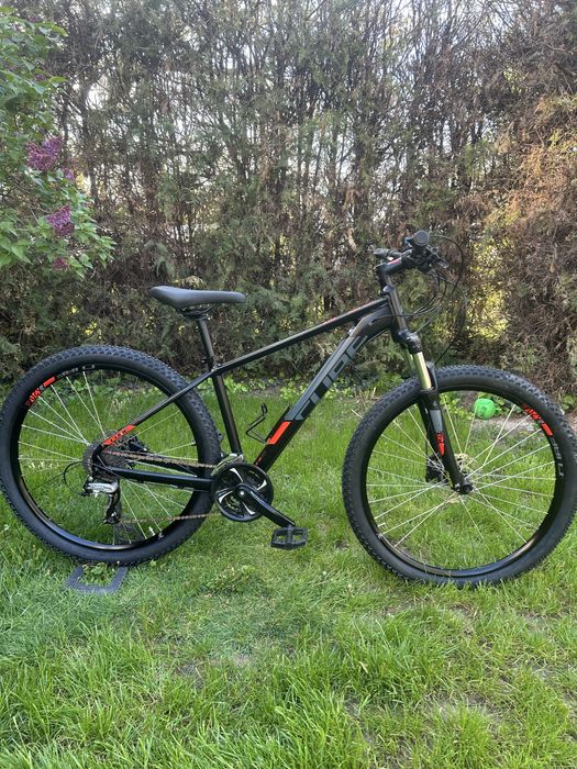 Cube Aim 27.5 цола S/M 3x8 Asera
