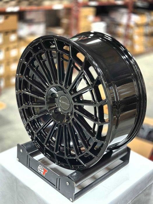 Новый комплект дисков R22