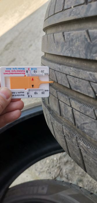 Летни  Гуми 235/45/18