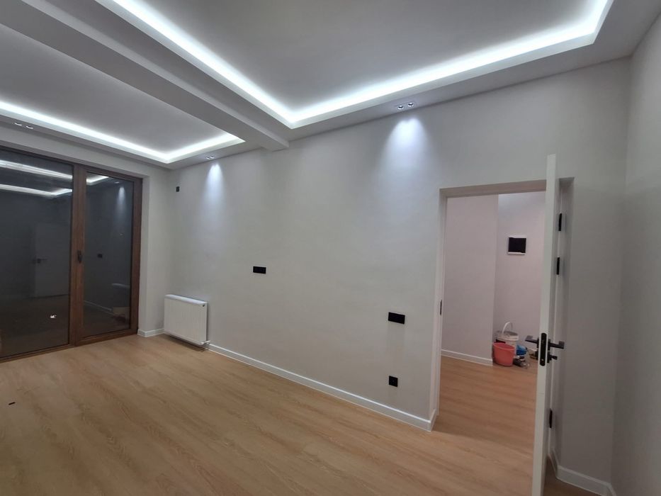 Продажа Чирчик 3+1/2/2 кирпич Навои ор.р 9 школа