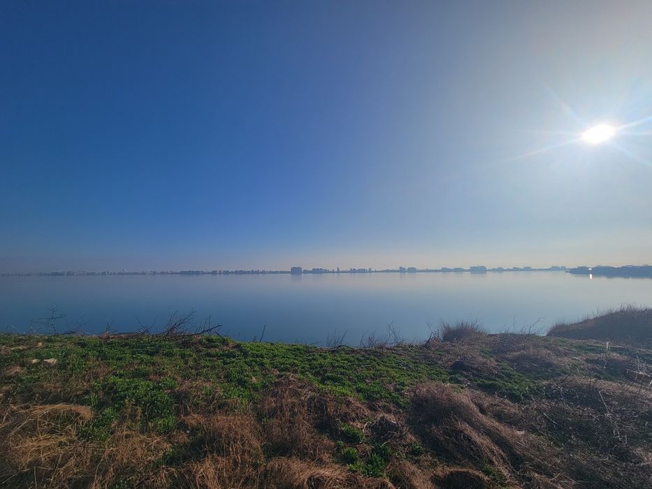 Teren 1500mp Palazu Mare, vedere la lac