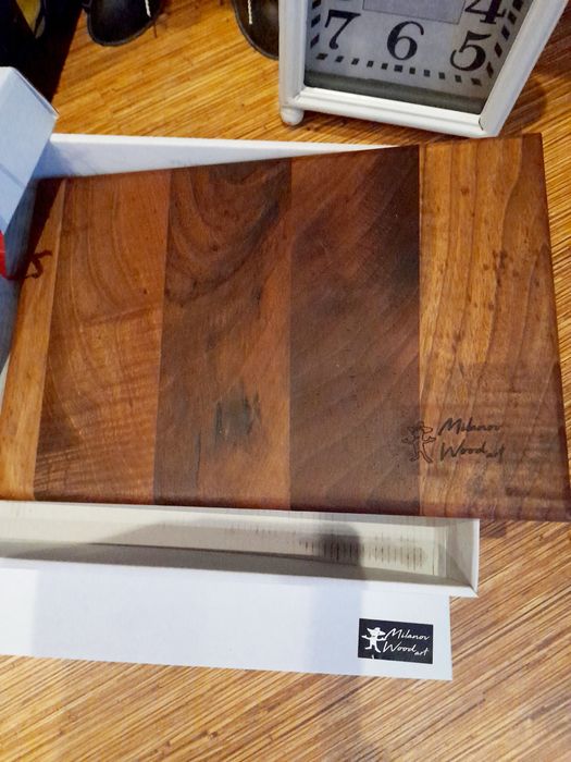 Две страхотни, нови дьски орех