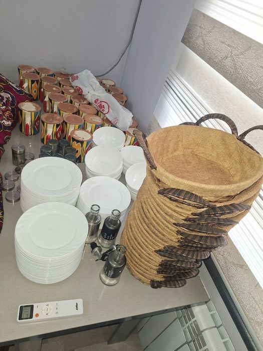 Kafe uchun idishlar toplami