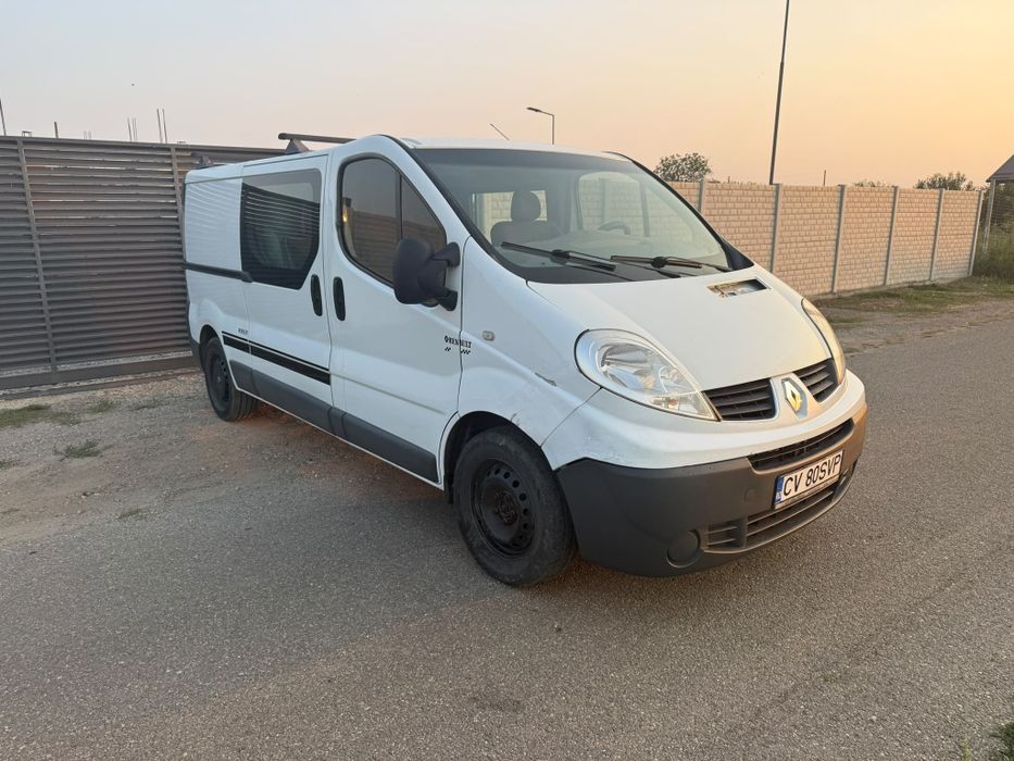 RENAULT Trafic 2013 — imagine 2