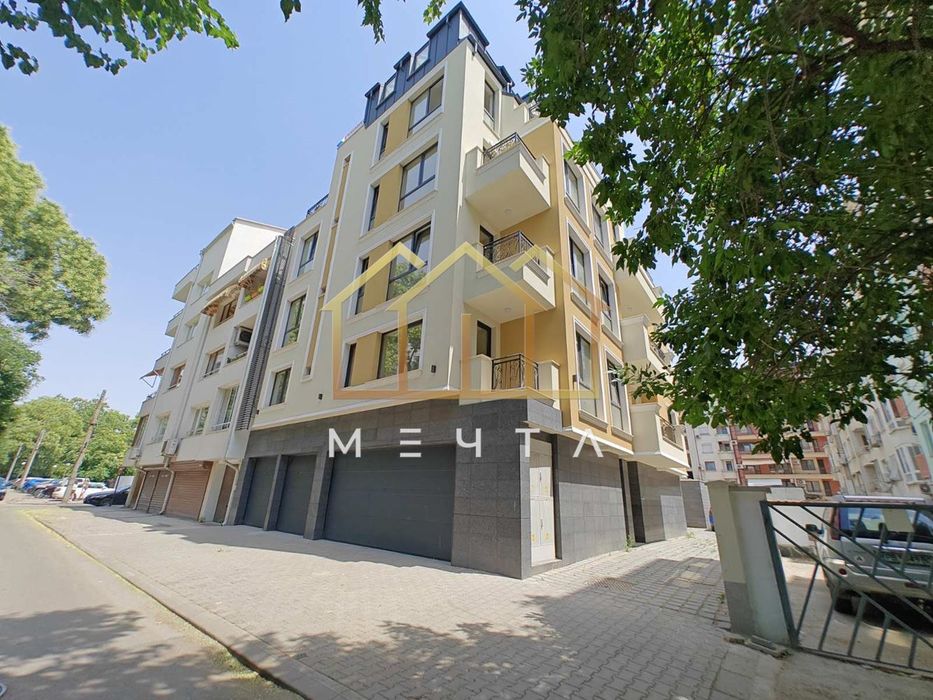 Продава се Тристаен апартамент в Пловдив, Център - 155 кв.м за 1290 €/кв.м - Снимка #2