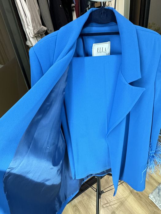 Костюм с брюками