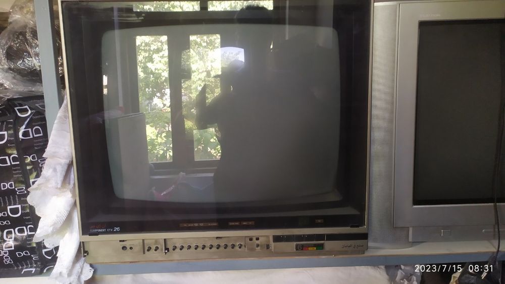 Продается телевизоры и газ плита