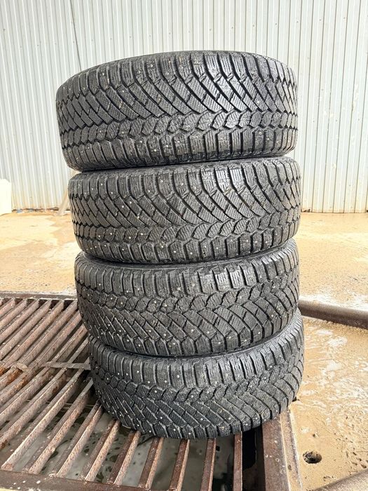 Продам покрышки 235/55/R18