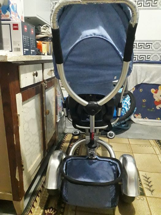 Продаётся коляска-велосипед