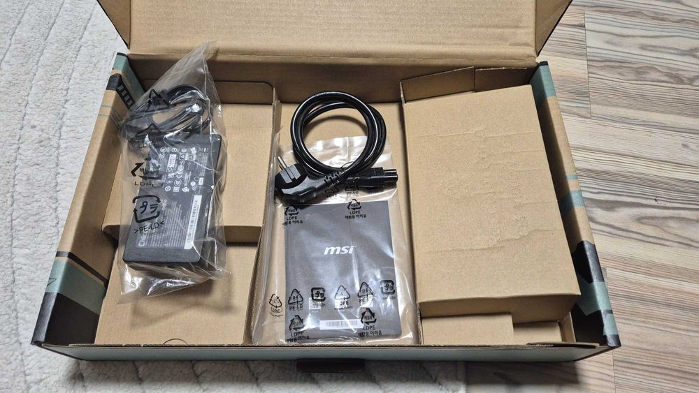 Laptop Gaming MSI Cyborg 15 A13VF cu procesor Intel® Core™ i7-13620H