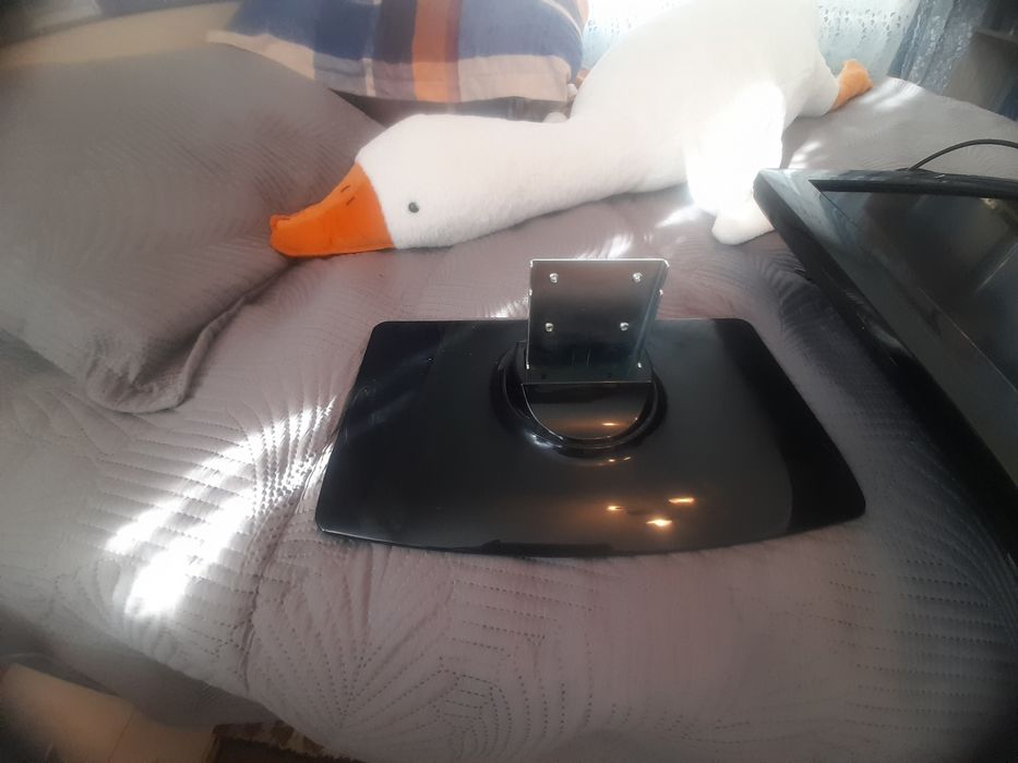 Телевизор Hisense LCD32W61N