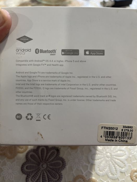 Смарт часовник Fossil