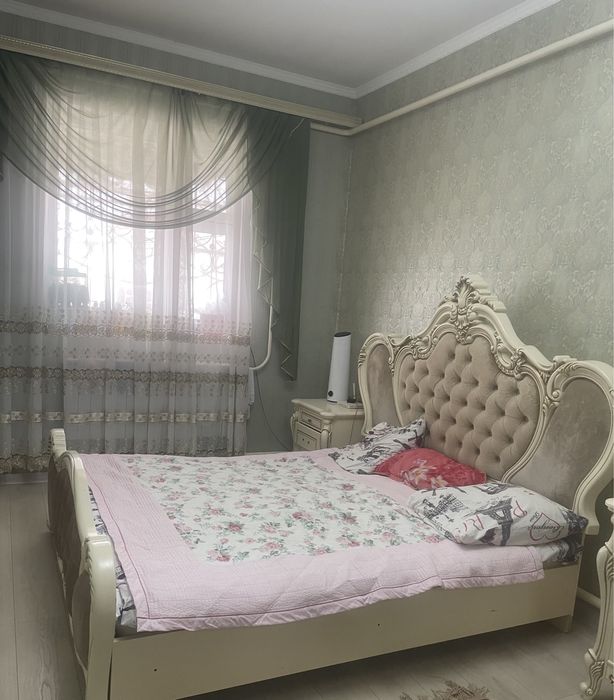 Спальный гарнитур в хорошем состоянии