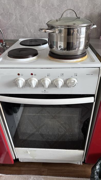 Продам плиту электрическую