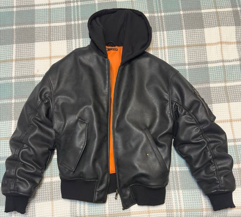 Кожаная куртка ZARA