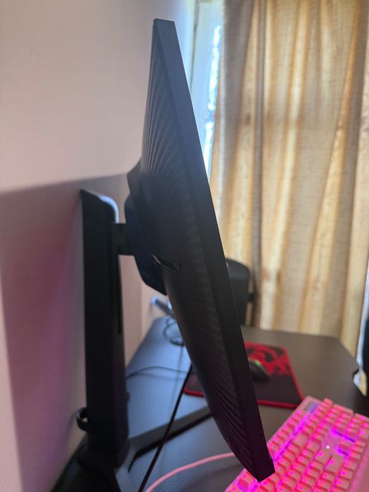 Monitor de Gaming Odyssey G3 24 inch cu 144Hz Refresh Rate (2021)