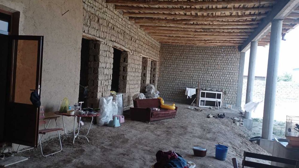 Uchastka uylari bilan