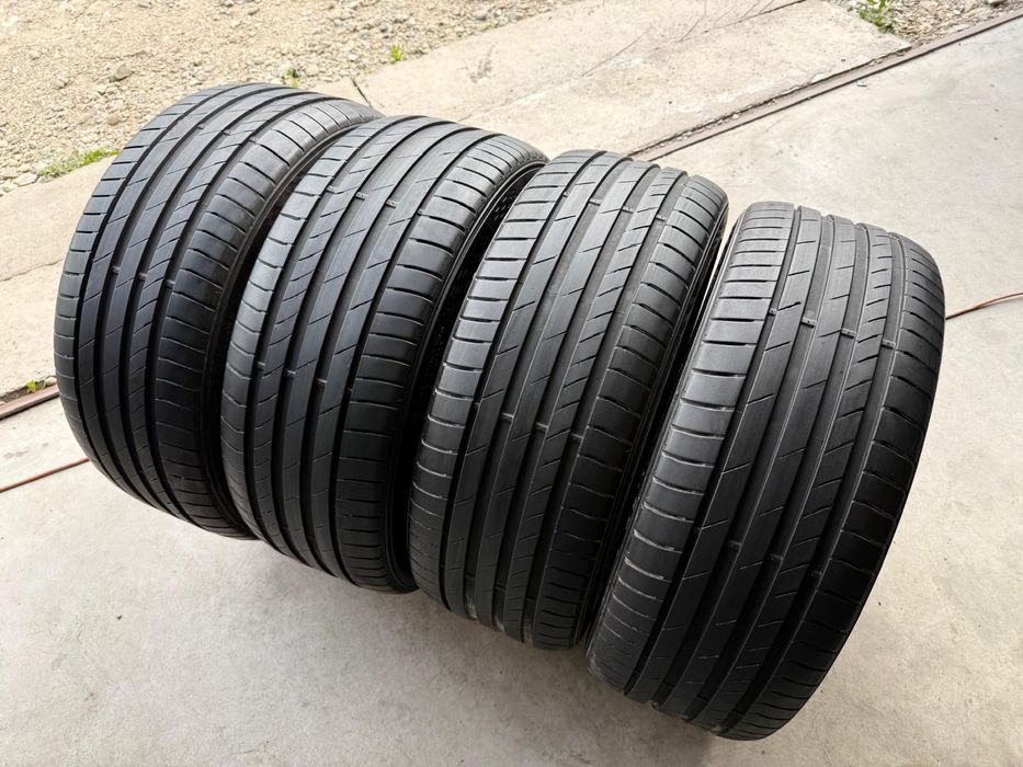 Anvelope vara 245.40.ZR20’ Kumho
