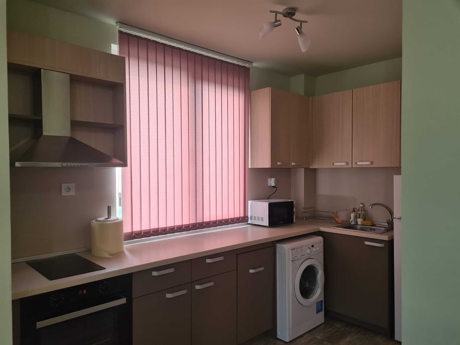 Дава се под наем Двустаен апартамент в Пловдив, Тракия - 60 кв.м за 398.82 € - Снимка #1