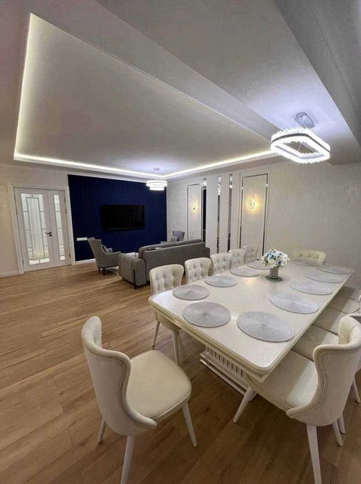 Новостройка Шикарная квартира на Яккасарайском районе, ор-р 8-роддом,