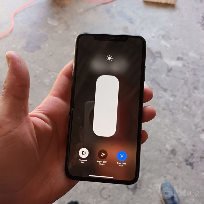 iphonee Xs max sotiladi