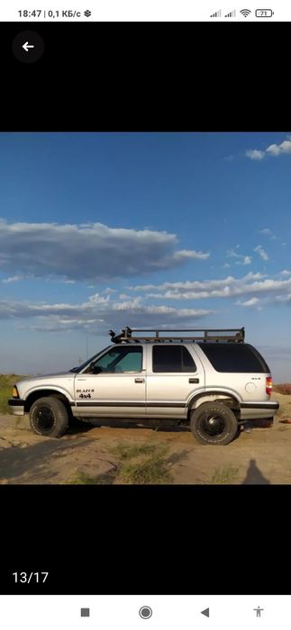 CHEVROLET BLAZER продается внедорожник