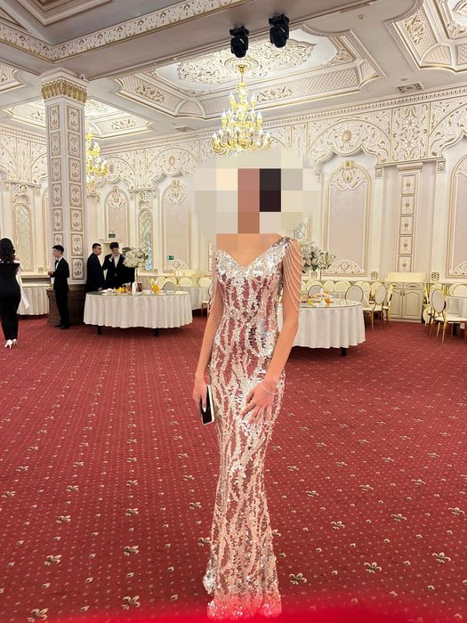 Продам очень красивое платье