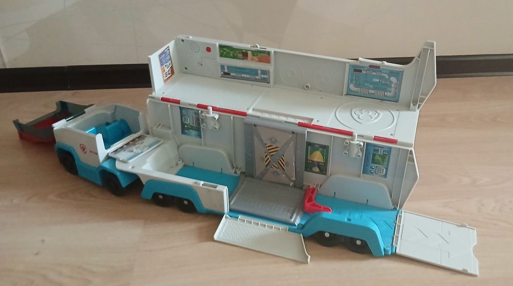 Автовоз из щенячьего патруля