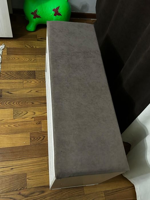 Продам обувницу новую